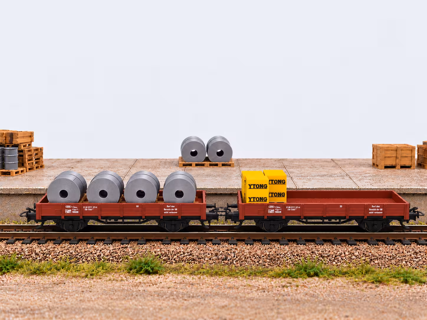 2 Stalen Rollen op Pallet – Schaal H0